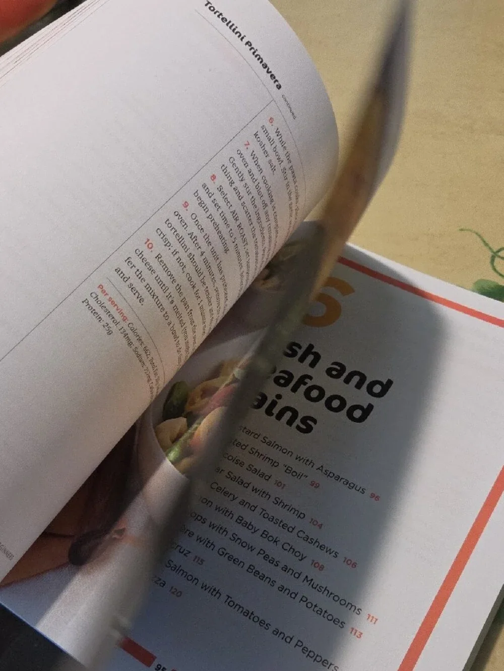 Ninja Foodi Cookbook for Beginners - White and Red Accents